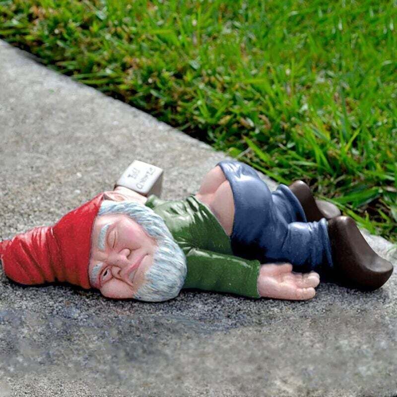 [niemals Verwendet] Lustiger, Betrunkener Gartenzwerg, Kreative Zwergenstatue Als Dekoration, Gartenskulptur, Kunstharz-kunsthandwerk, Originelles Miniatur-zwerggeschenk
