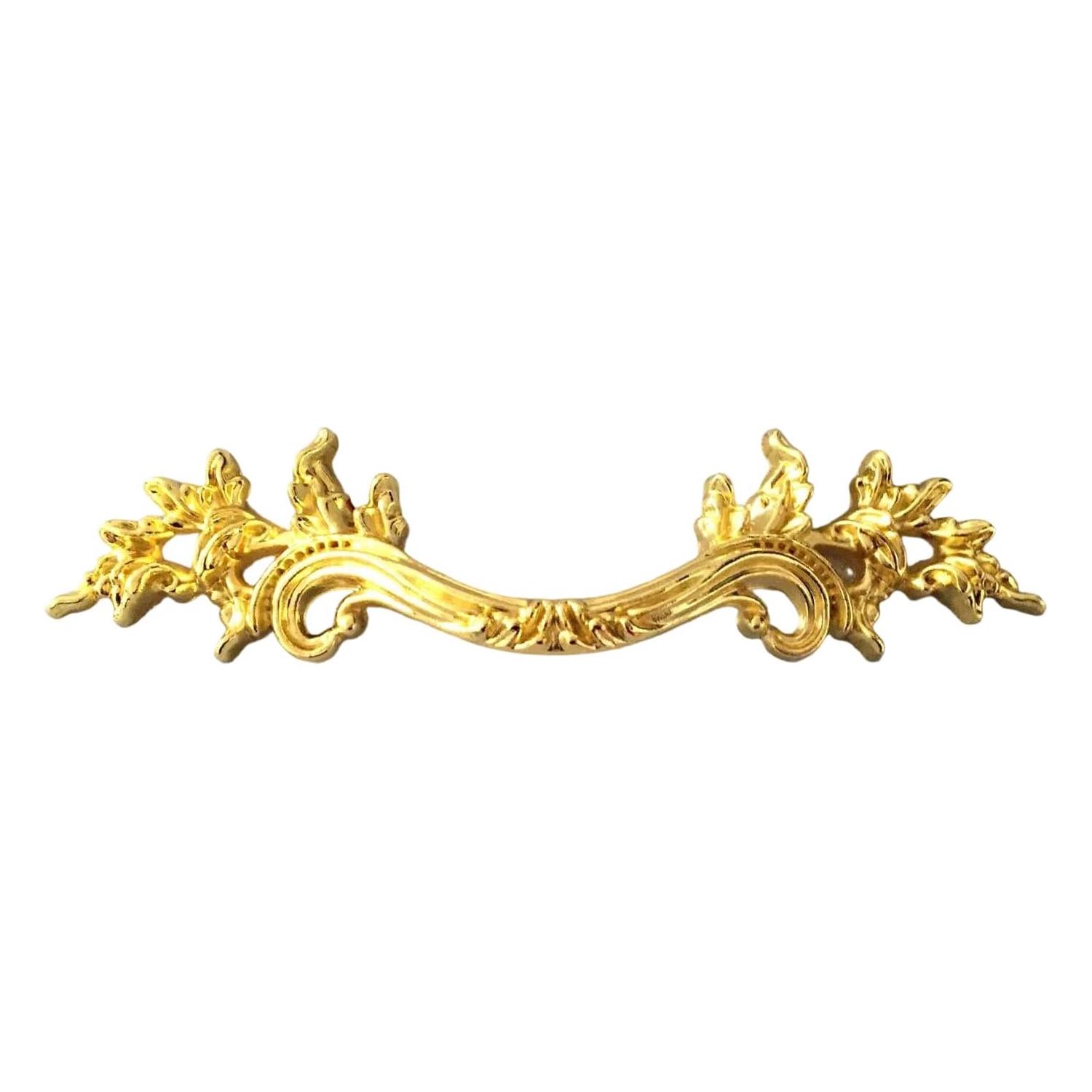 Küchenschubladengriffe Und Türknöpfe Aus Hellgoldenem Messing Im Rustikalen Stil