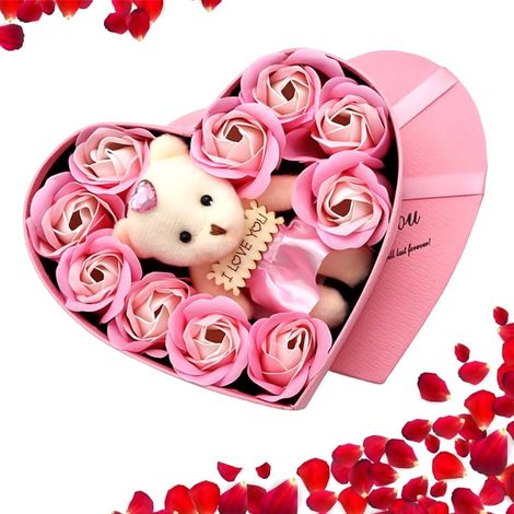 Herzförmiges Seifengeschenkset Mit Einer Rosenförmigen Seifenblume Und Einem Niedlichen Teddybären. Künstliches Rosenförmiges Seifengeschenkset.