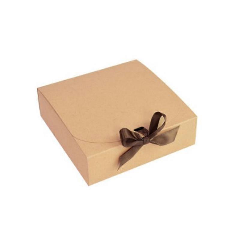 Pappschachteln Mit Klappdeckel Und Schleife, Zum Verpacken Von Geschenken, Süßigkeiten, Keksen Und Kuchen, In Primärfarben.