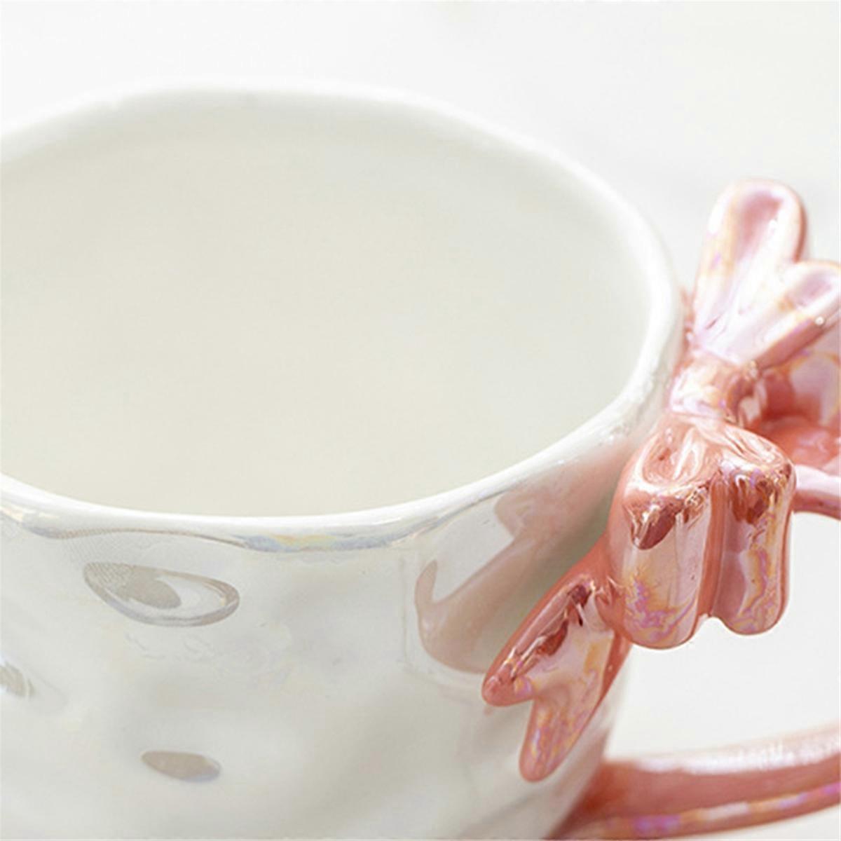 Schwarzer Keramikbecher Mit Romantischer Schleife, Kaffee- Und Milchbecher