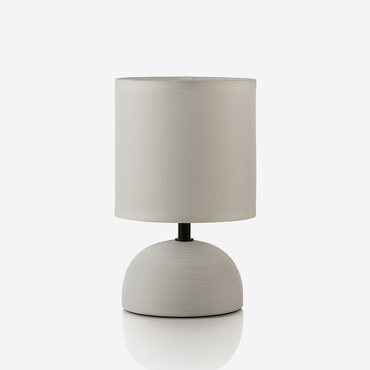 Aurilia Tischlampe Aus Keramik Und Stoff - Weiß
