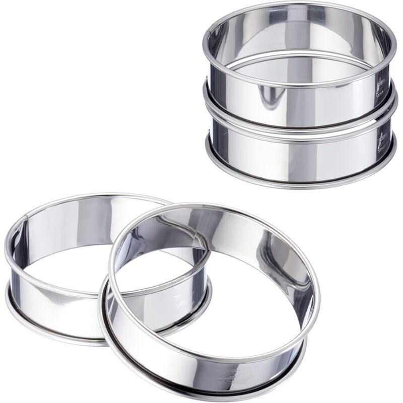 Set Mit 4 Antihaftbeschichteten Teigkreisen, Kuchen Und Törtchen Mit Gerolltem Rand
