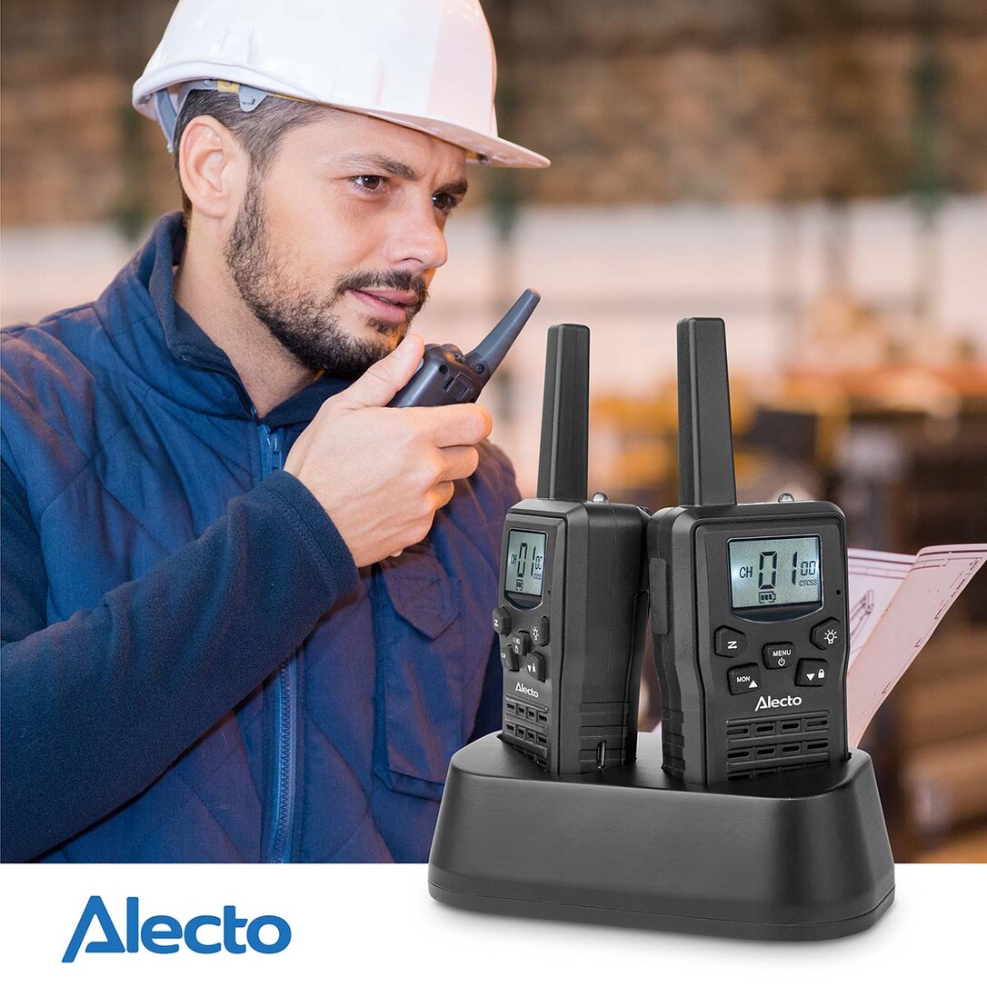 Alecto Walkie Talkie Set 2 Handsets Bis Zu 10 Km Frequenzkanale 8 Ptt Vox 24 H Standby Inklusive Ladestation Kopfhorerausgang Schwarz 211338503