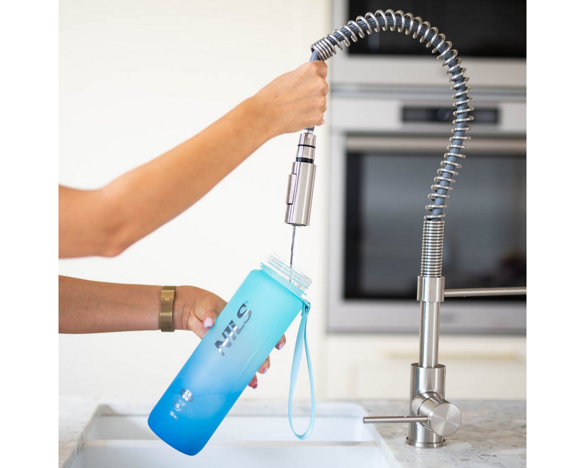 Ncd04 Nils Camp Blaue Tritan-flasche