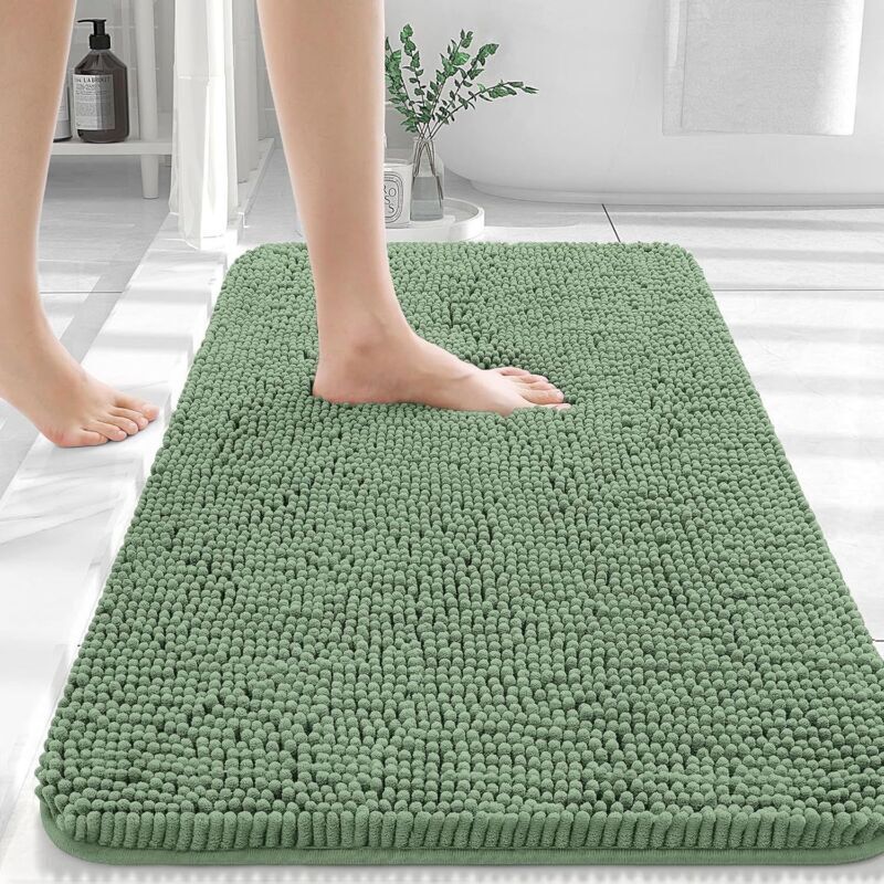 Badematte 50 X 80 Cm. Besonders Weiche Und Saugfähige Chenille-badematte. Gummierte Rückseite. Schnelltrocknend. Maschinenwaschbar. Wohnaccessoire. Dunkelgrün.