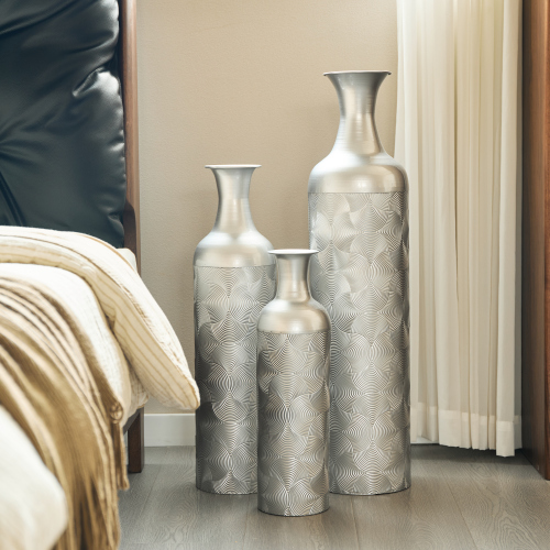 3-teiliges Dekoratives Vase-set Auf Metallfuß In Silberoptik Mit Wellenförmigem Muster – Höhen: 50 Cm, 66 Cm Und 83 Cm – Ideal Als Übertopf Für Pflanzen Oder Moderne Wohnraumdekoration Für Wohnzimmer/