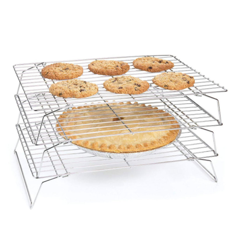 Dreistöckiges Kühlgestell Mit Klappbaren Beinen Für Kekse, Kuchen Und Grillgut.