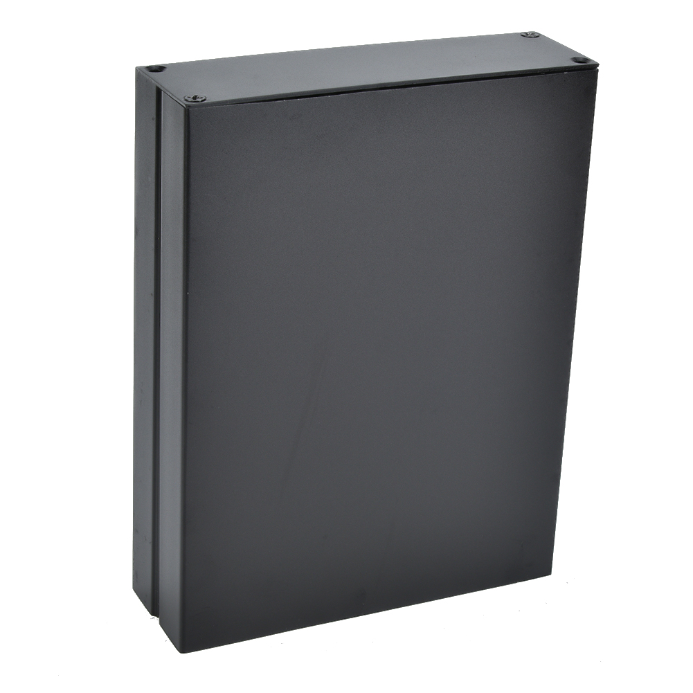 Elektronisches Aluminiumgehäuse Für Leiterplatten Mit Kühlsystem, 33 X 114 X 150 Mm, Schwarz.