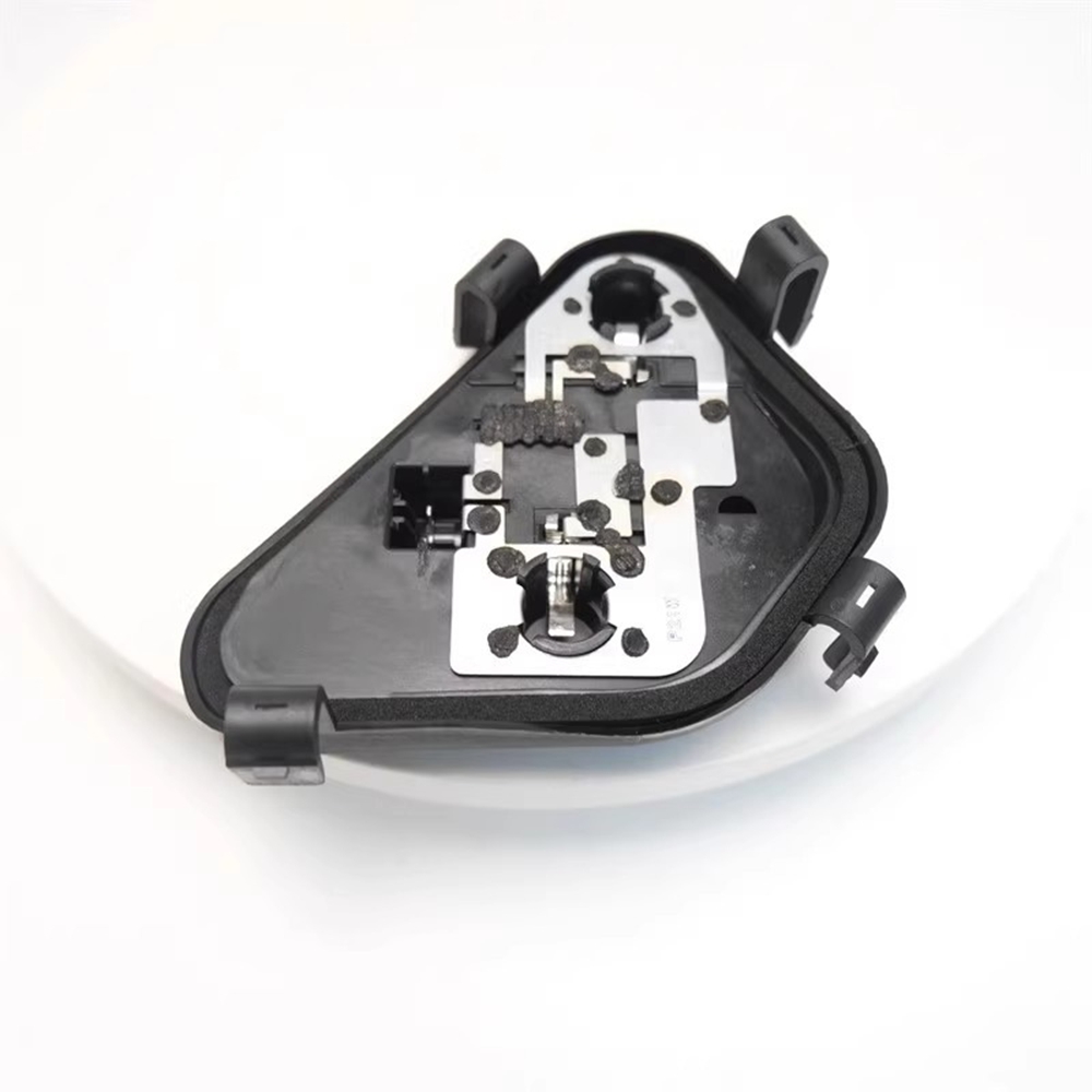 Rücklichtfassung Mit Stromkreis Und Stecker Für Bmw 3er F30 F35 – Linke Äußere Rücklichtfassung (fahrerseite), 1 Stück, Schwarz