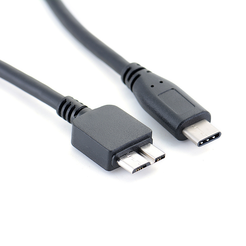 Universelles Usb-c-auf-micro-usb-3.0-otg-datenkabel Zum Anschluss Von Mobiltelefonen Und Computern An Externe Festplatten.