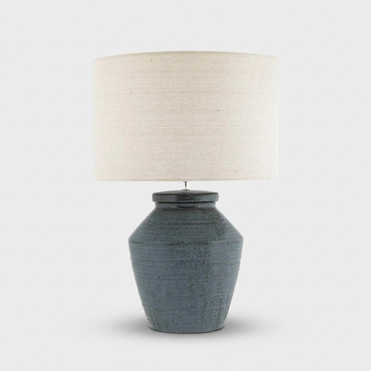 Kleine Tischlampe Aus Keramik Mit Stoffschirm Lagom