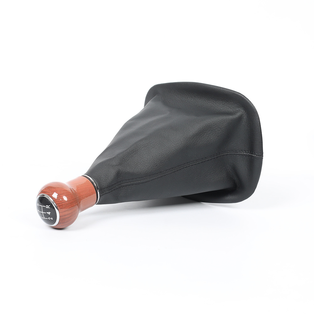 Biemmedue- Dieses Set Beinhaltet Einen Schaltknaufbezug In Holzoptik Für Volkswagen Passat B5 Fahrzeuge, Mit Einer Kugel In Holzoptik, Schwarzem Leder Und Einem 6-gang-getriebe.