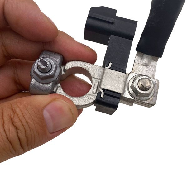 Biemmedue- Erhältlich Nur In Einer Farbe: Schwarz Und Silber Material: Kunststoff Und Metall Sensorkabel Für Den Minuspol Der Autobatterie.