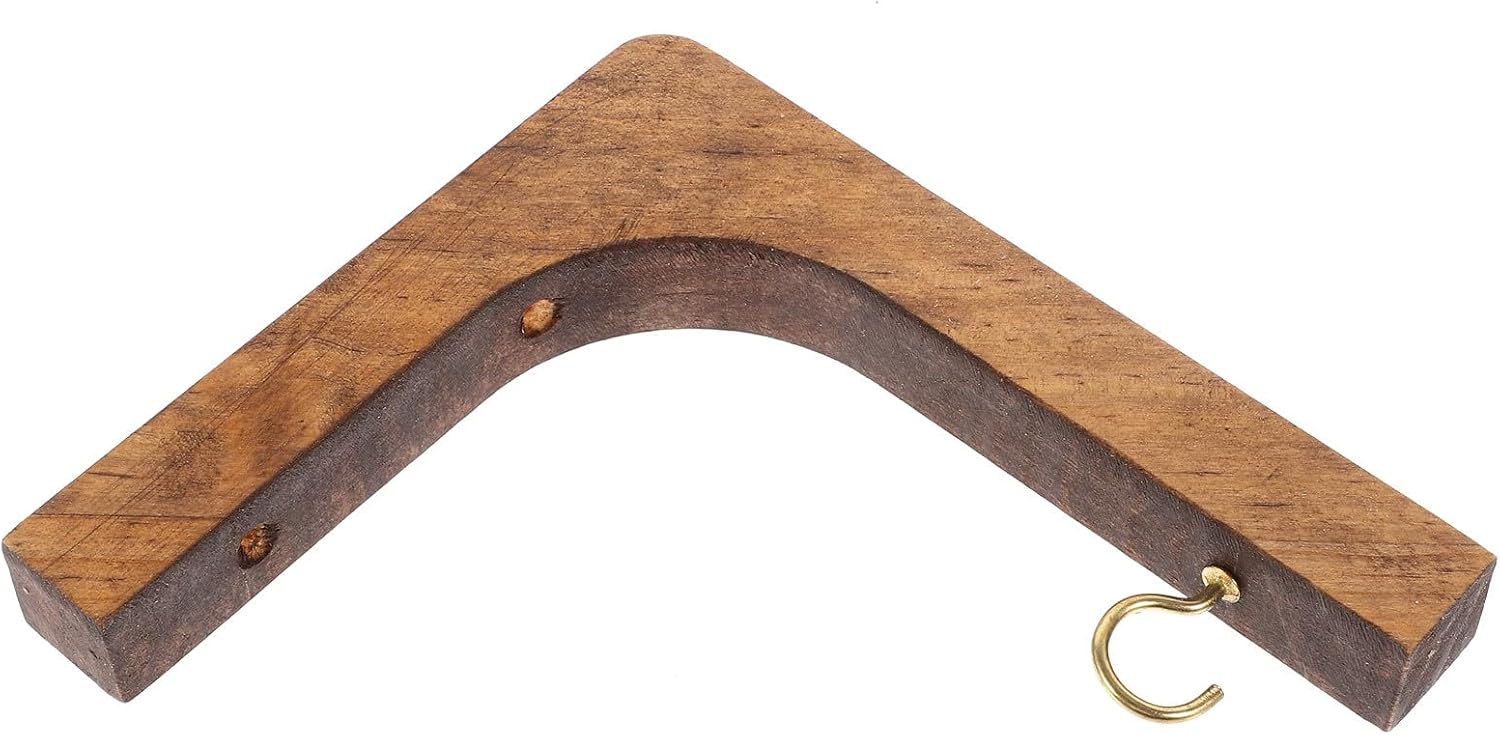 Robuste Und Elegante Wandhalterung Aus Holz. Einfach Zu Installierende Pflanzenhaken Und Kleiderbügel Für Die Garten- Und Terrassendekoration