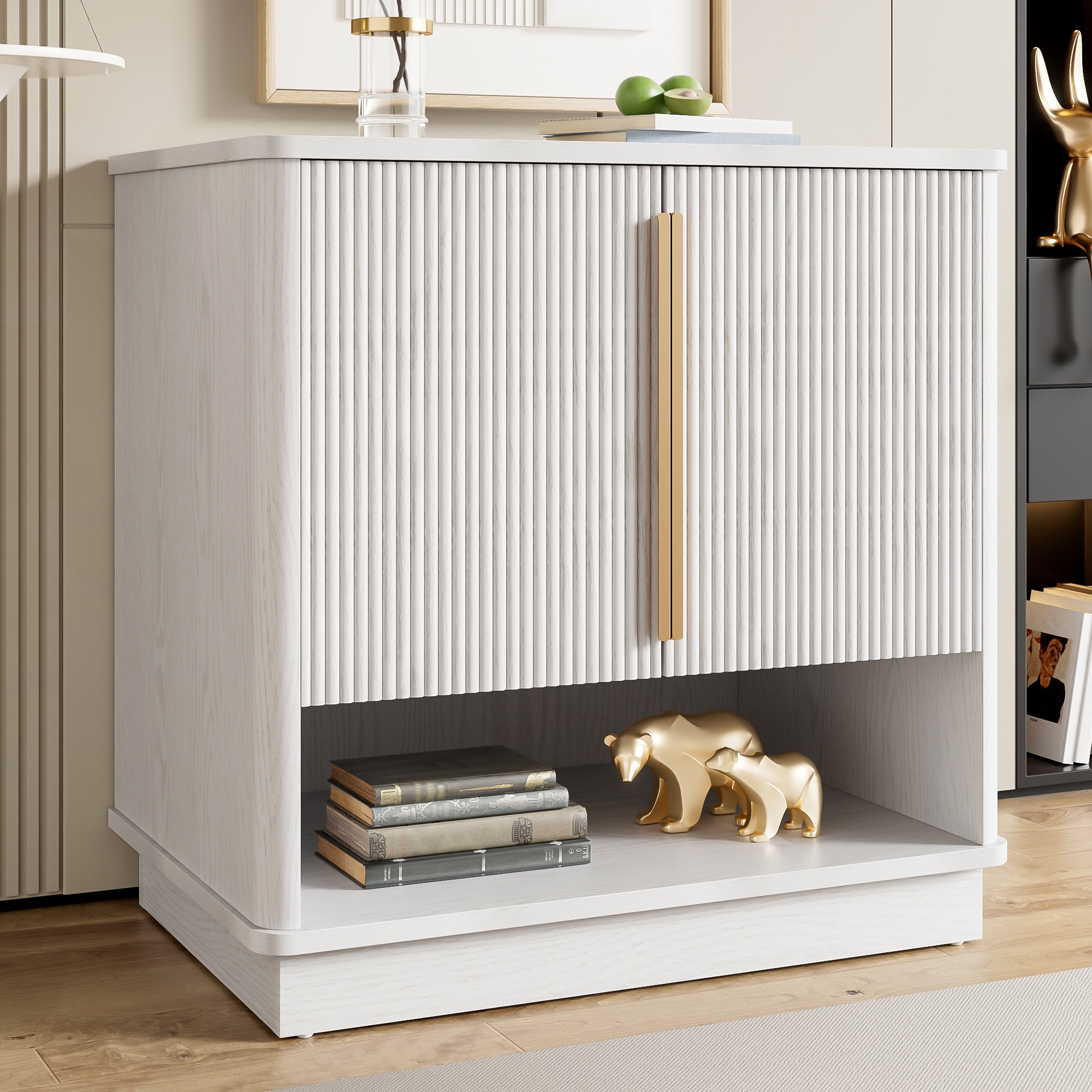 Kompakter Schuhschrank 60 X 40 X 61 Cm In Weiß Und Holzoptik, Modern Chic, Mit 2 Türen, Goldenen Griffen Und Offenem Regal Für Diele