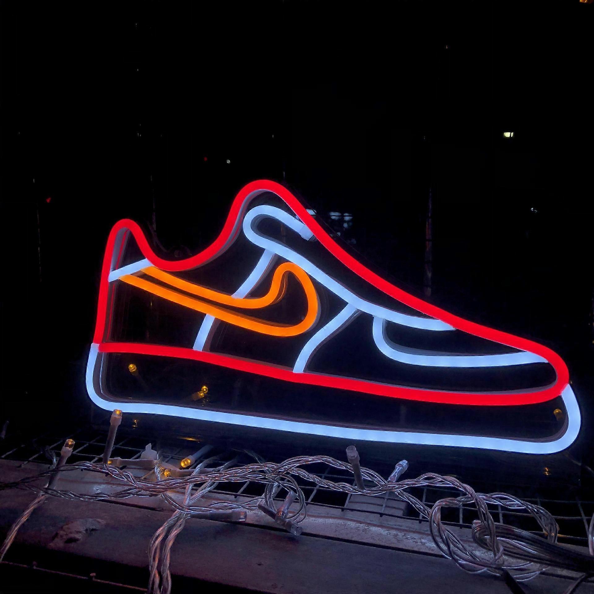 Kreative Weihnachtsgeschenke: Dimmbare Modellierlampen, Led-dekorationslichter, Sneaker-dekorations-neonlichter (rot Und Gelb -n)