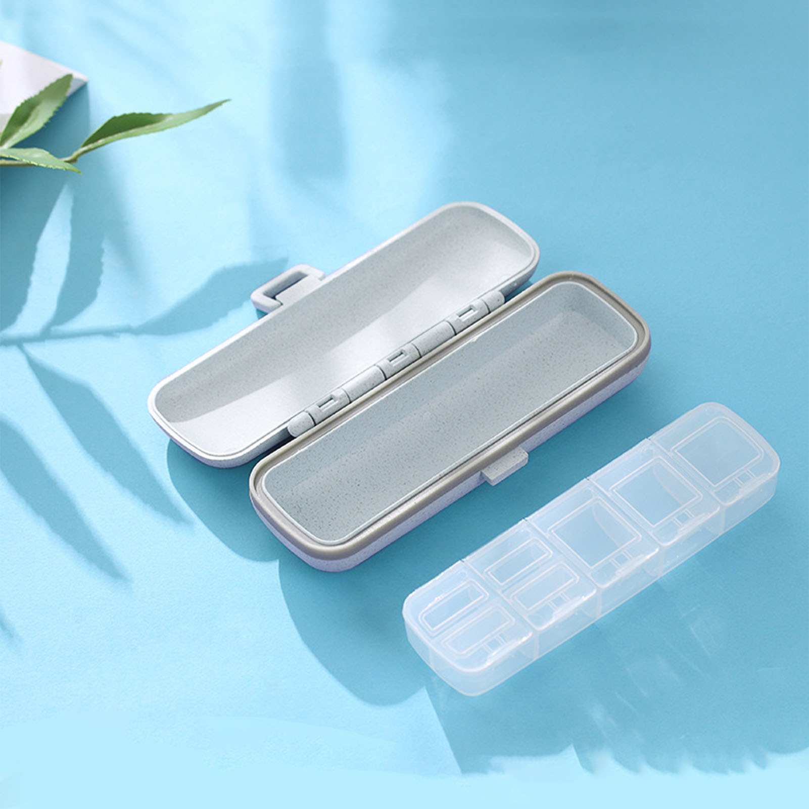 Kompaktes, Tragbares Erste-hilfe-set Mit 7 Fächern, Ideal Für Reisen Und Den Täglichen Gebrauch (blau).