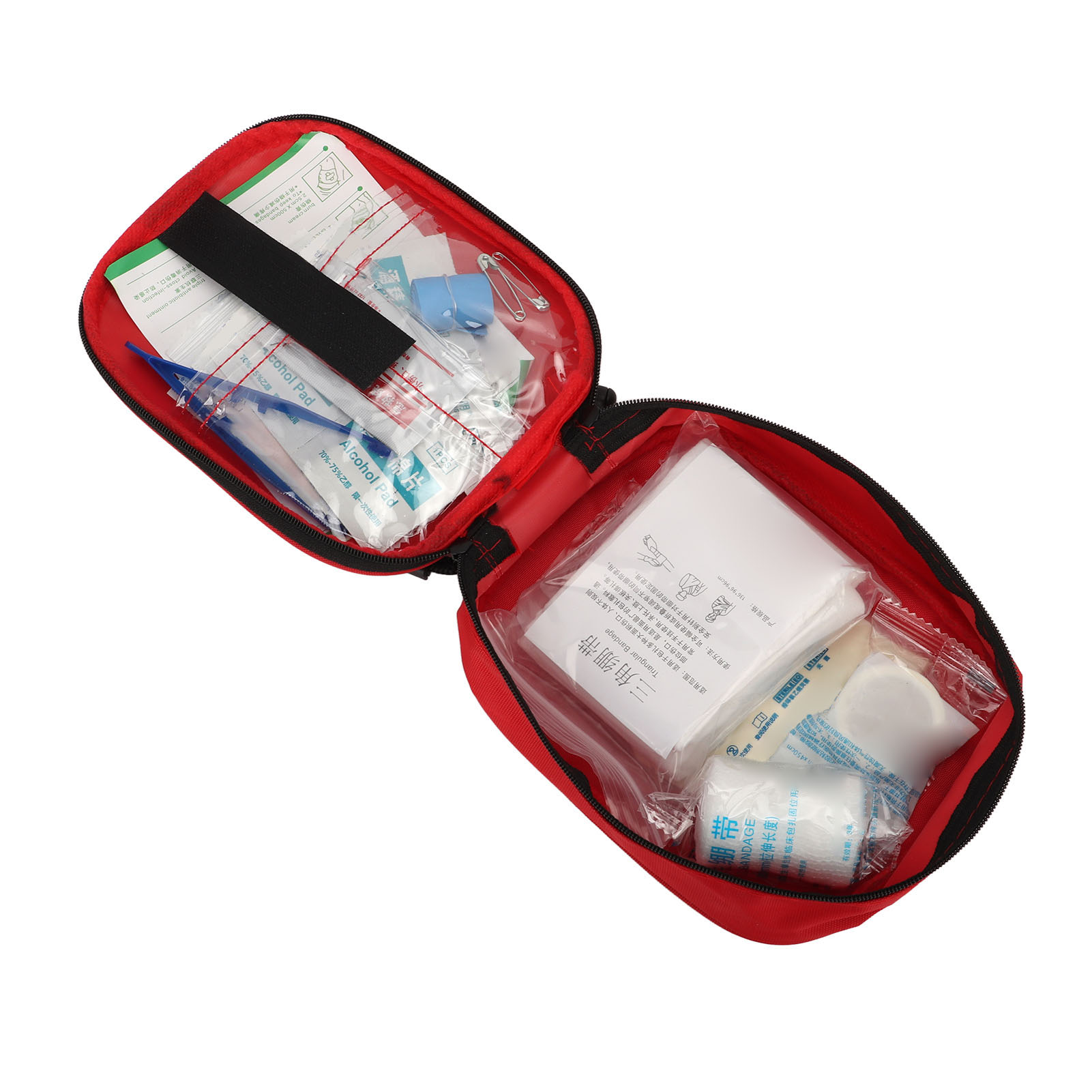 Erste-hilfe-set Für Camping Und Reisen, Feuchttücher, Brandsalbe, Wattestäbchen, Verbandsmaterial Und Pflegeprodukte.
