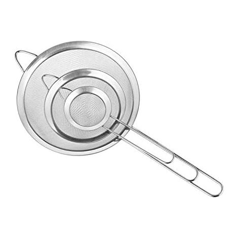 Set Aus Feinmaschigen Edelstahl-küchensieben (7/12/18 Cm) Mit Komfortablem, Rutschfestem Rand Und Griffen, Ideal Zum Sieben Von Mehl Oder Abtropfen Von Obst