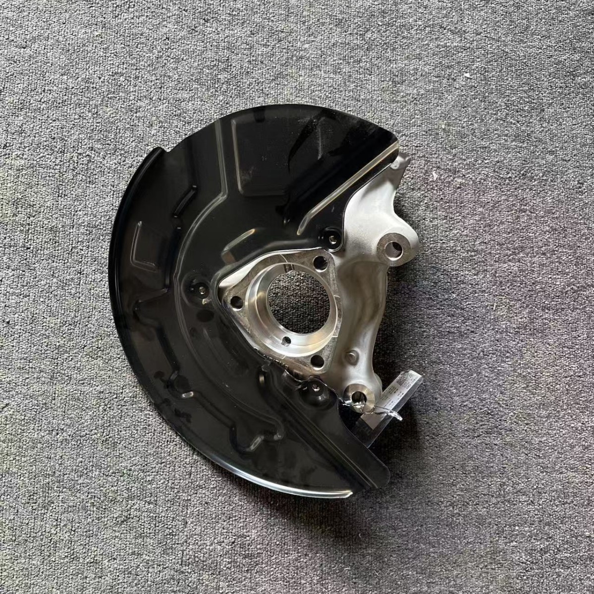 Id4 Bremsschutzplatte Vorne 1ea615311/312, Brandneue Bremsunterbodenschutzplatte
