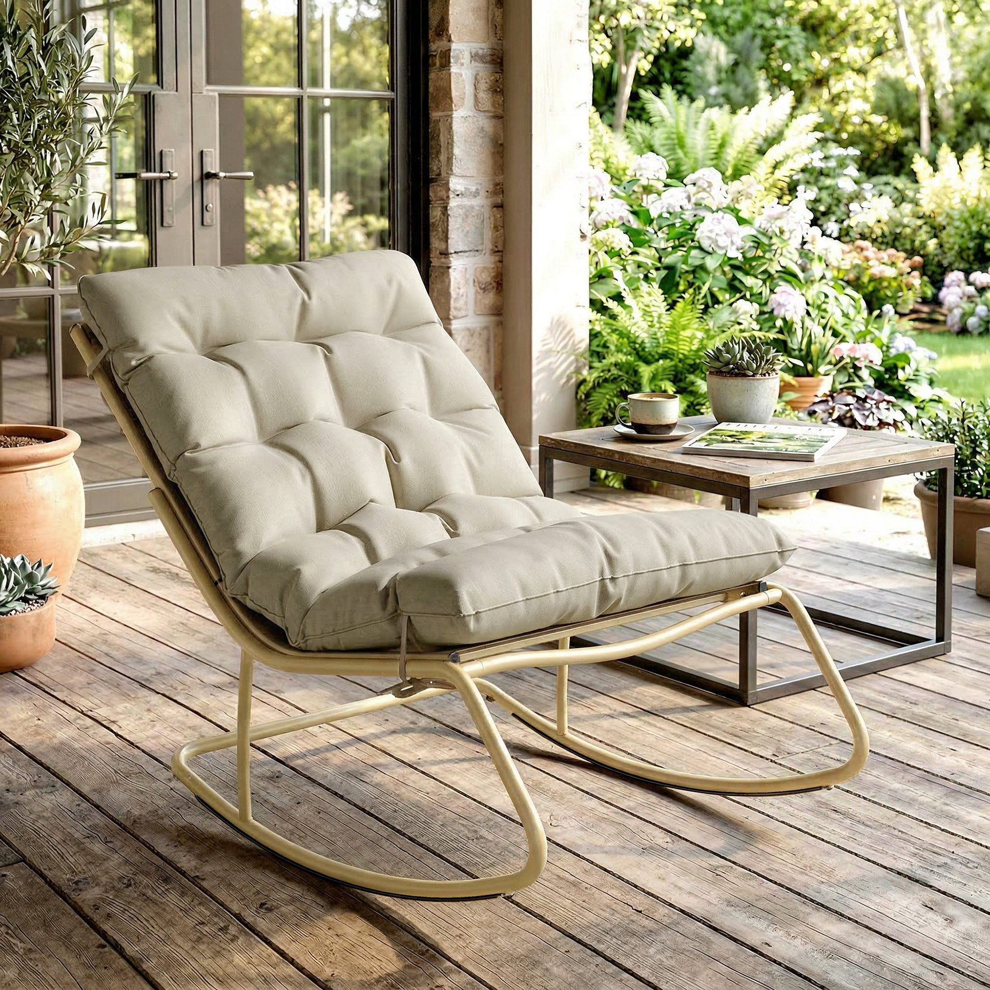 Schaukelstuhl Für Den Garten, Schaukelstuhl Mit Weichem Kissen, 125 Cm Breit X 64 Cm Hoch, Stahl Und Textilene, Beige Und Gold