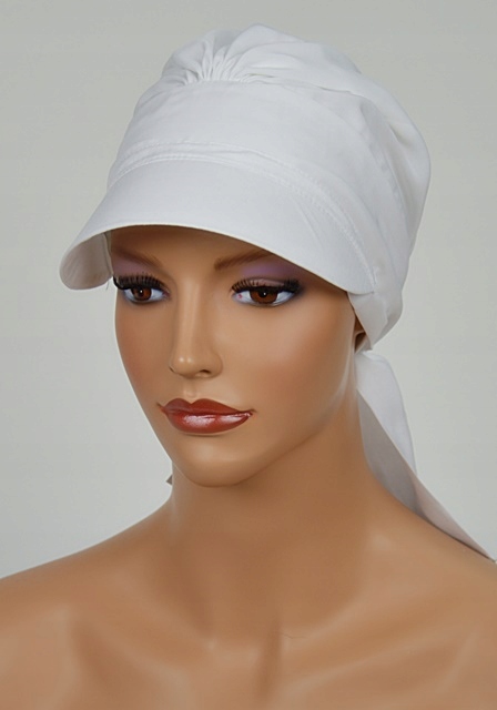 Tess, Weißes Damen-turban Mit Visier, Ein Viskoseschal, Ebenfalls Nach Der Chemotherapie