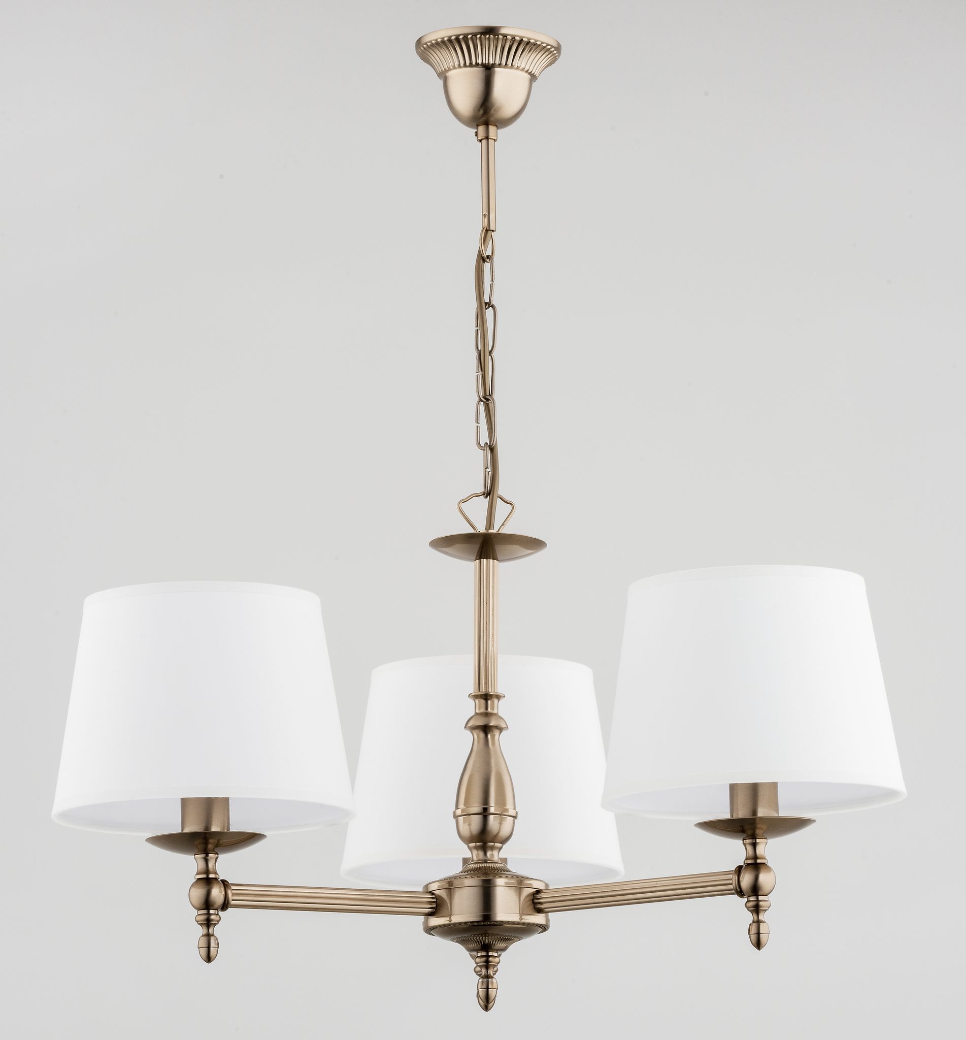 Goldpatina-pendelleuchte An Einer Kette Mit Weißen Lampenschirmen Für Das Wohnzimmer, 3xe14 10w Roksana Alfa