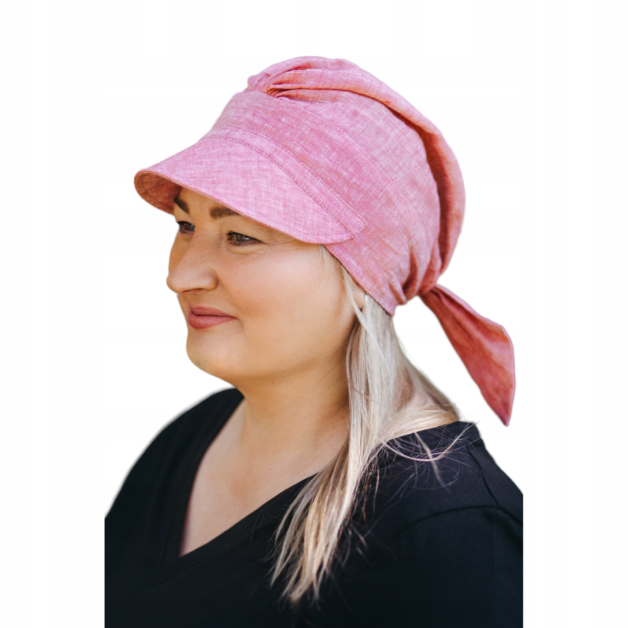 Tess Roter Leinenschal Mit Visier, Auch Nach Der Chemotherapie