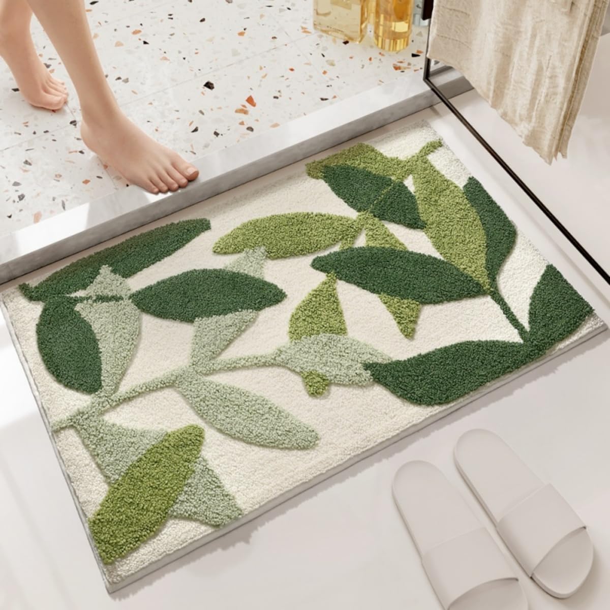 Tapis De Bain Ankah À Motive Feuilles Tropicales, Tapis De Bain Monstera Ludique, Vert Vif, Motiv Feuilles Original, Doux And Confortable, Antidérapant, Séchage Rapide, Aportioned Intakte À Votre Inté