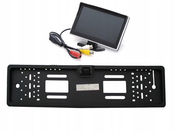 Preisgünstiges Set Bestehend Aus Einem 5-zoll-monitor Und Einer Rückfahrkamera Im Kennzeichenhalter