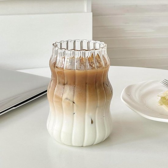 Retro-glasbecher Mit Rillenmuster 550 Ml Stilvoller Glasbecher Mit Rillenmuster Kaffeetasse Aus Geriffeltem Glas Hübscher Glasbecher Geeignet Für