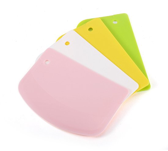 4 Teiliges Set Aus Harten Teigschabern Bpa Freier Pp Kunststoff Zum Backen Von Kuchen Und Brot, Torten, Gebäck, Fondant Und Zuckerguss.