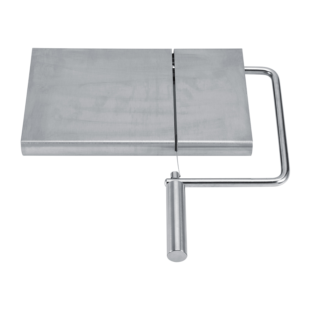 Set Aus 3 Backplatten Und Käseschneider Mit Drahtklinge, Schneidebrett Zum Dessert, Kochen, Servieren Und Backen.