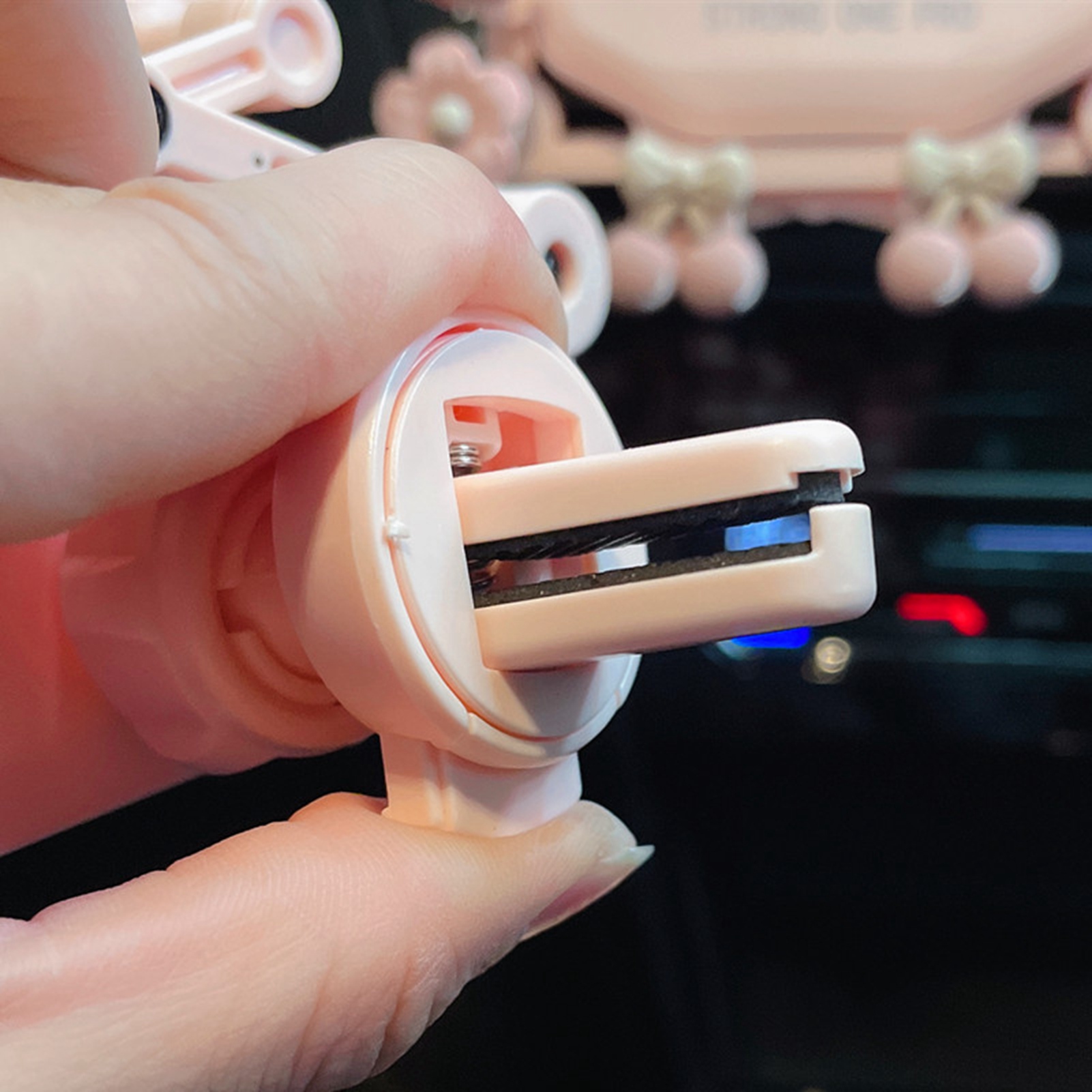 Universelle, Multifunktionale, Niedliche Cartoon-smartphone-halterung Mit 6 Befestigungspunkten Für Lüftungsschlitze, Antivibrationsfunktion, Pink Cinnamoroll