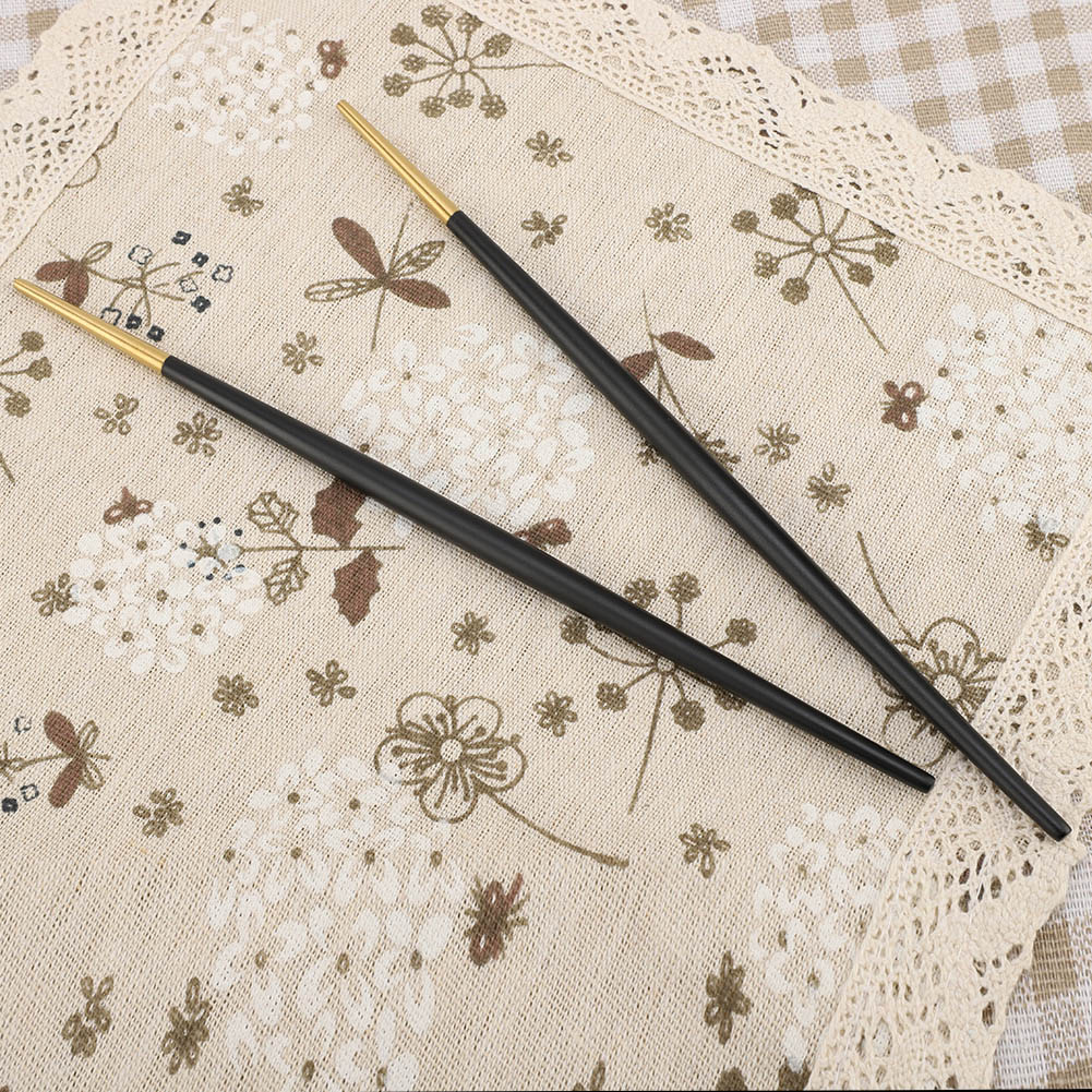 Set Japanischer, Vergoldeter Essstäbchen Aus Edelstahl 304 Für Sushi, Schwarzes Geschirr, 5 Paar, Rostfrei.