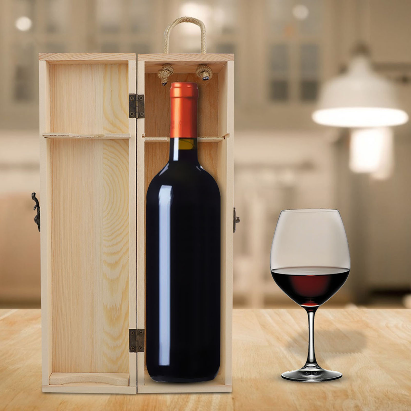Einzelne Flasche Rotwein In Einer Holzbox Mit Halterung – Geschenkidee
