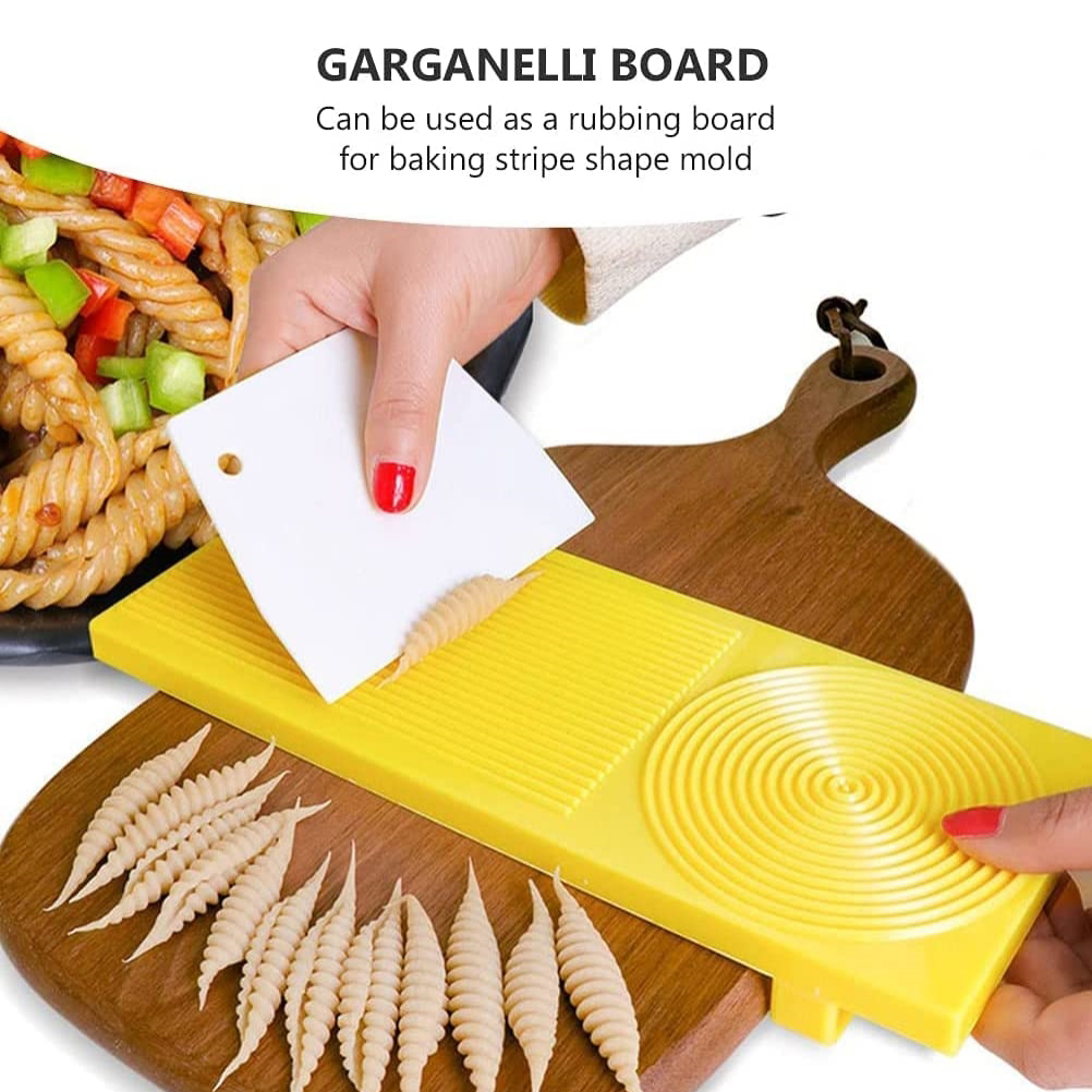 Set Mit 4 Kunststoff-nudelbrettern Zur Herstellung Von Pasta Und Gnocchi (beutel) - Nudelreibe + Nudelwalze + Nudelschneider + Schaber (für Die Linke Hand)