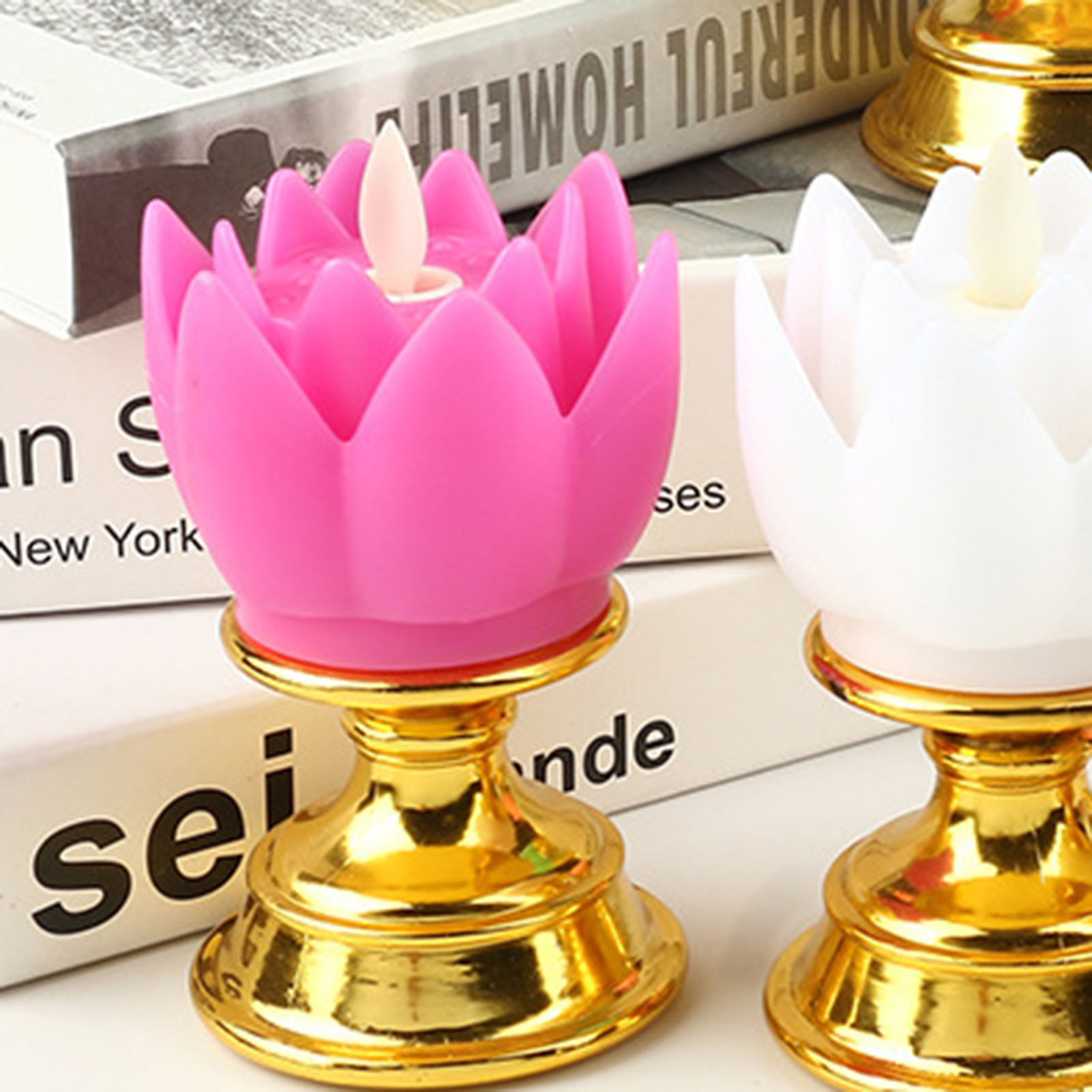 Set Aus Farbenfrohen Led-lotuslampen Mit Goldenem Hintergrund, Simulierte Kerzen Für Buddhistische Opfergaben, Guanyin, Göttin Des Reichtums, Ewiges Violettes Licht (ohne Eingebaute Batterie)