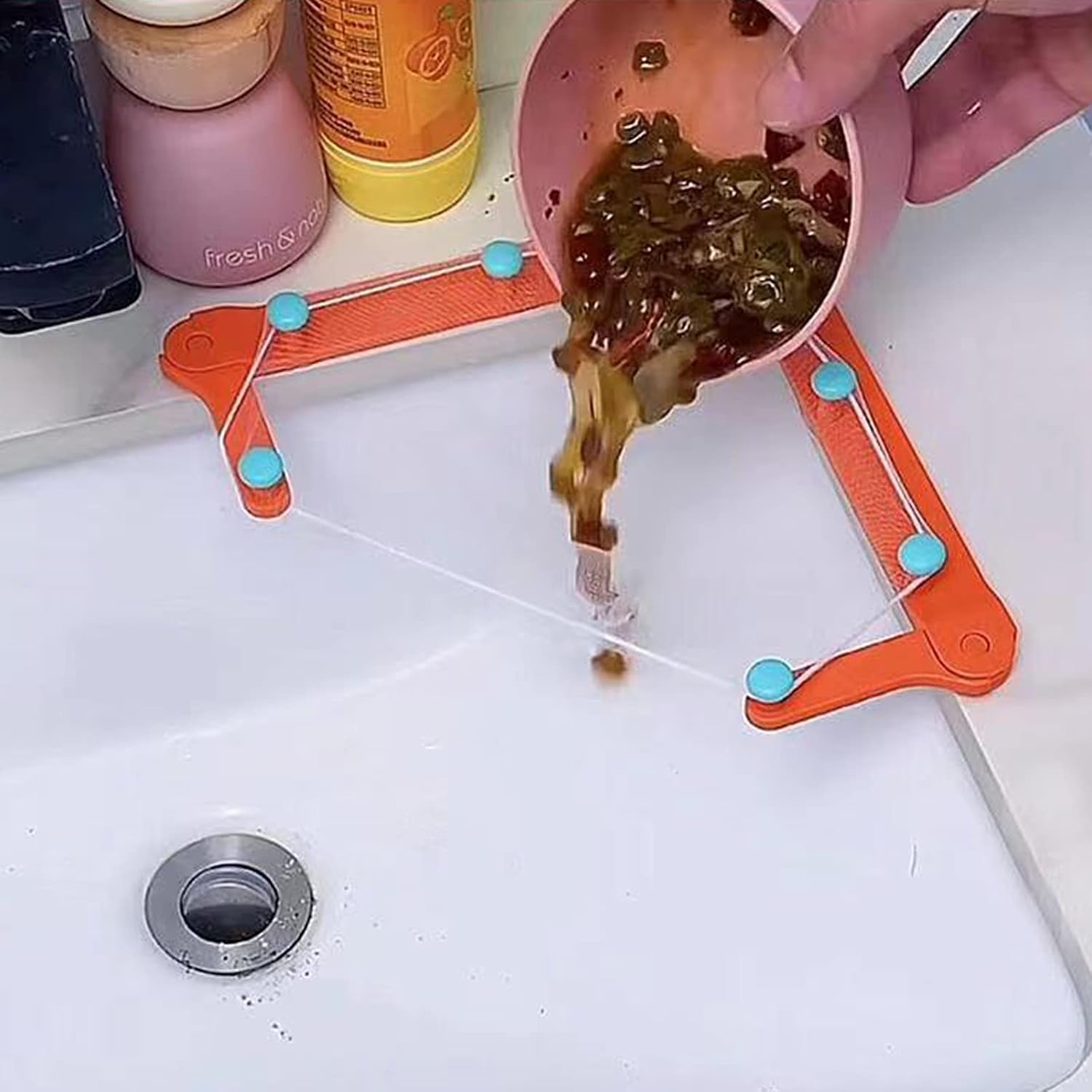 Crépine D'Évier De Cuisine, Filet De Filtre D'Évier D'Angle Triangulaire Pliant, Crépine De Vidange D'Évier En Maille Pour Les Déchets De Cuisine (1 Support + 100 Sacs Filtrants)
