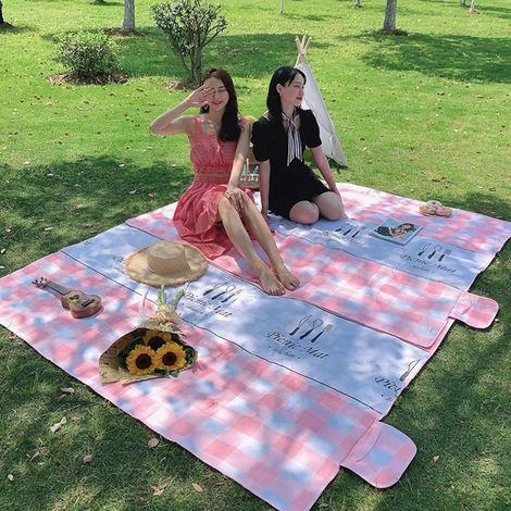 Wasserdichte Picknickdecke 150×200cm Große Strandmatte Mit Faltbarem Griff, Feuchtigkeitsbeständig Für Camping, Reisen, Strand, Garten, Park (rosa Kariert)