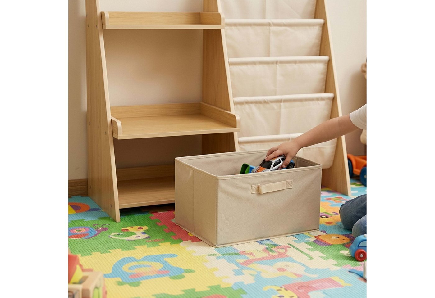 Relaxdays Bücherregal Kinder, 7 Stofftaschen, 2 Ablagen & Box, Standregal 3-in-1, Hbt: 80x84,5x34,5 Cm, Mdf, Weiß/natur Bild 2