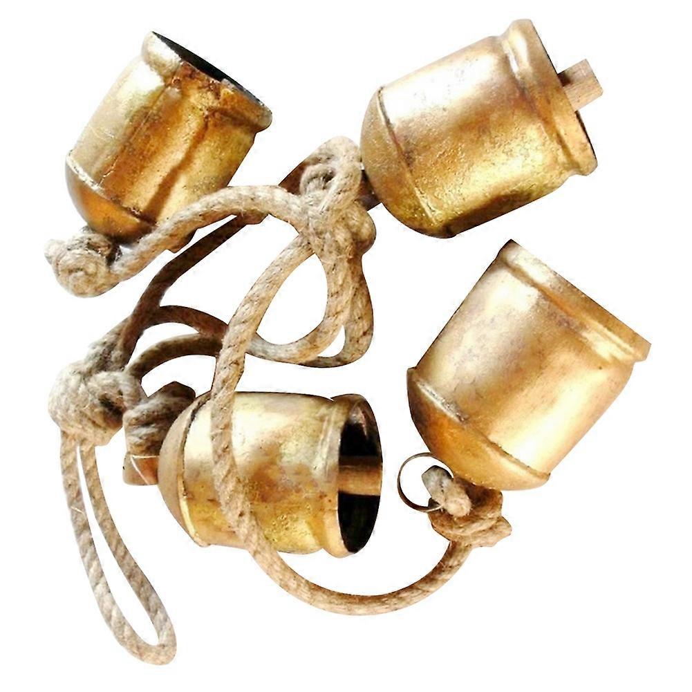 Riesige Hängende Messingglocke Im Rustikalen Shabby-chic-stil, Schlichtes Metall