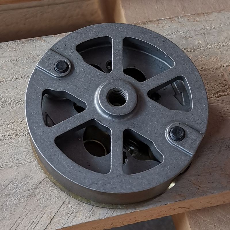 Die Kupplungen Fs120 Fs200 Fs250 Fs400 Fs450 Fs480 Sind Fliehkraftkupplungen, Die Für Stilt-freischneider Geeignet Sind.