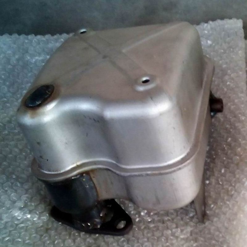 Ex27 Schalldämpfer: Dieser Metallschalldämpfer Reduziert Das Abgasgeräusch Und Ist Für Robin Ex27 Motoren Geeignet.