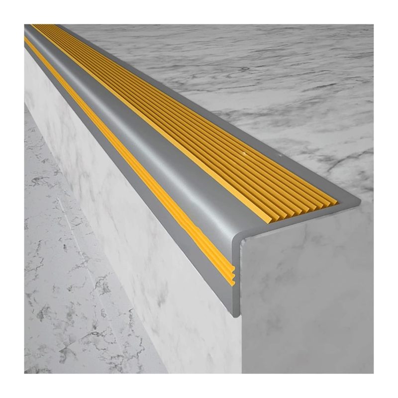 L-förmiger, Rutschfester Seitenschutz-klebestreifen (50 X 25 Mm, 1 Meter, Mit 3 Orange/grauen Selbstklebeteilen)