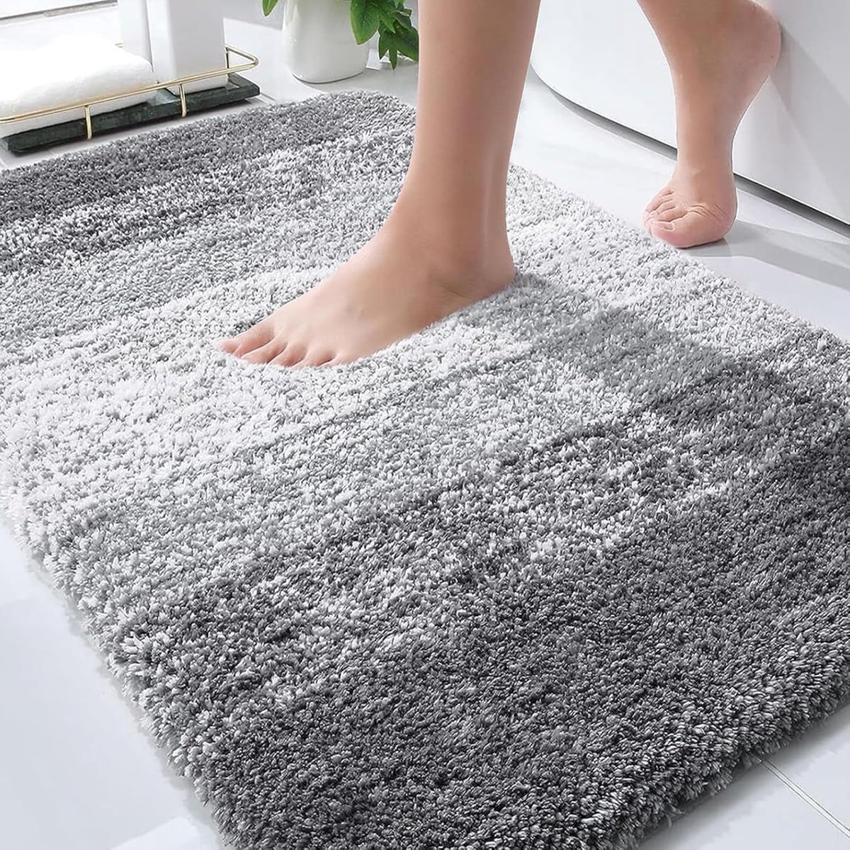 Badematte – Extra Weiche, Saugfähige Mikrofaser-badematte – Rutschfest, Schnelltrocknend Und Waschbar – Für Bad Und Dusche – Grau – 30 X 40 Cm – 1 Stück