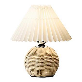 Tischleuchte Mit Plissiertem Rock, Moderne Nachttischlampe Mit Beigefarbenem Lampenschirm Und Gestell Aus Rattan Und Metall, Tischleuchte Für Schlafzimmer, Wohnzimmer Oder Büro.