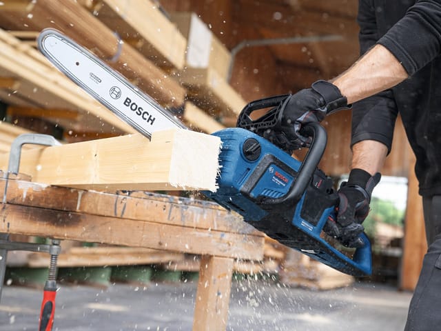 Akku-Kettensäge GKE 18V-40 Professional solo, 18Volt