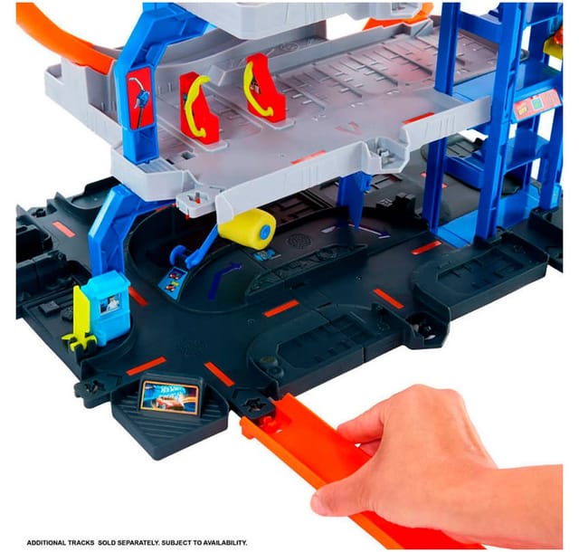 City Mega Looping Garage, Spielgebäude